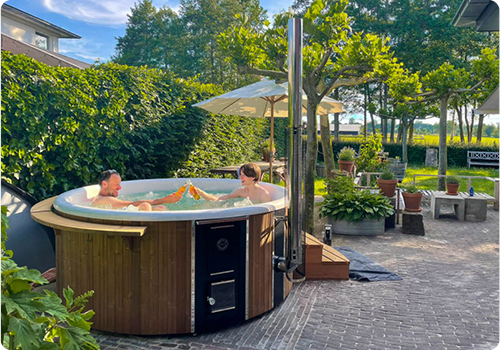 Hottub Skargards levering compleet gemonteerde hottub ticra outdoor